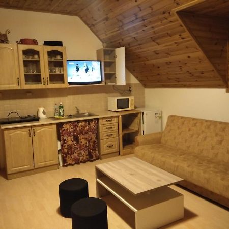 Apartman V Zachranne Stanici Pasicka Prosec  Bagian luar foto